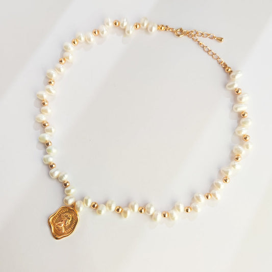 Queen's Natural Stone-Shaped Seamless Pearl Diamond Chain Body necklace